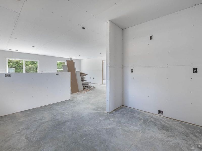 137 Pebble Creek Drive, Eaton, OH 45320 Photo 5