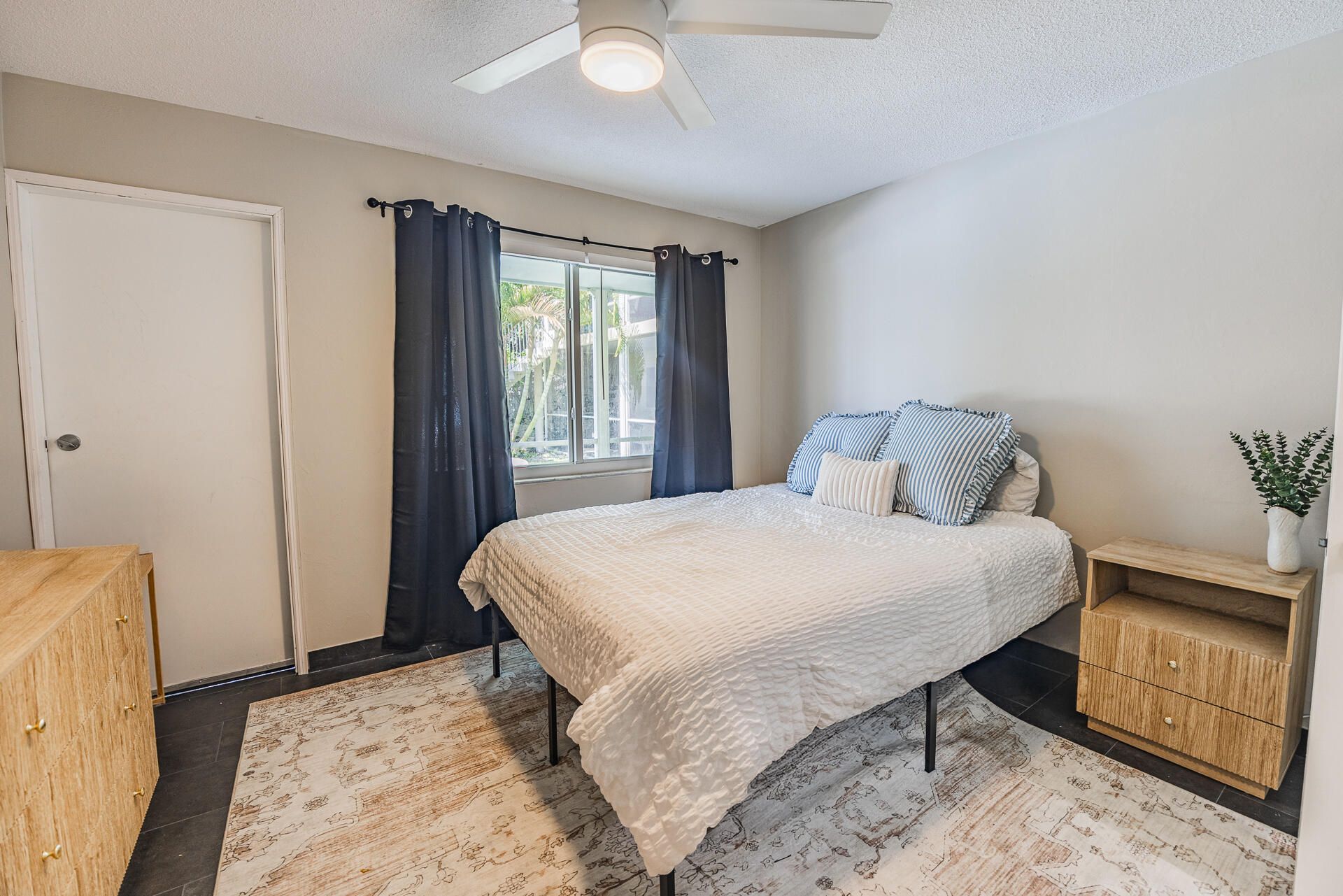 1308 Bayview Drive, Unit 1c, Fort Lauderdale, FL 33304 Photo