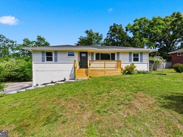 1012 W Lewis Street, Rossville, GA 30741