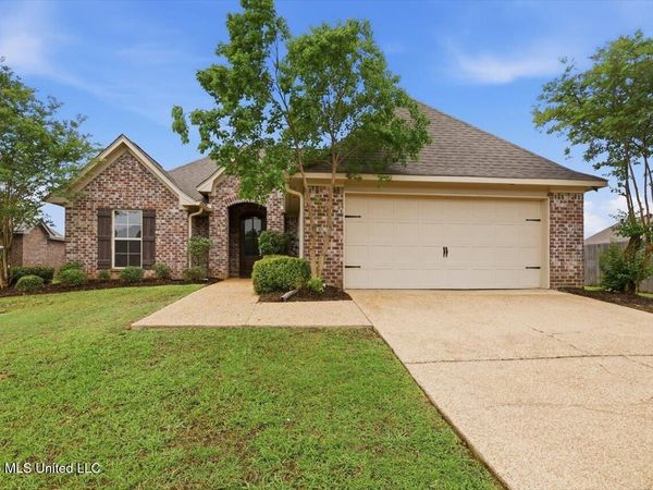 189 E Clearview Drive, Madison, MS 39110