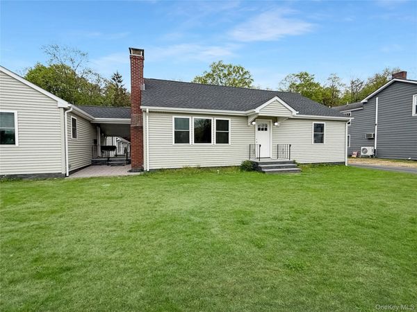 4332 Albany Post Road , Unit 5, Hyde Park, NY 12538