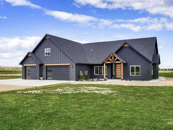 6335 Johnstone Rd, Homedale, ID 83628