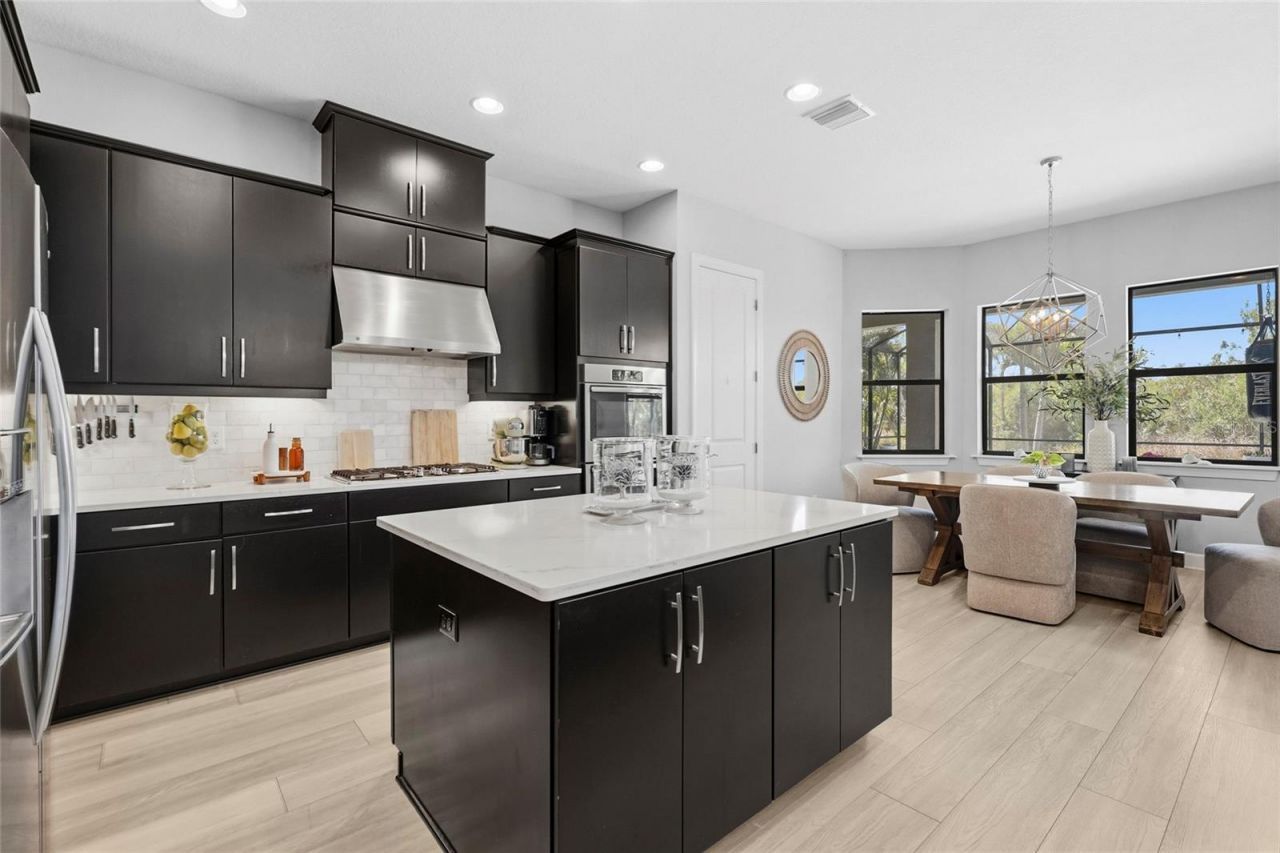 5301 Greenbrook Drive, Sarasota, FL 34238 Photo