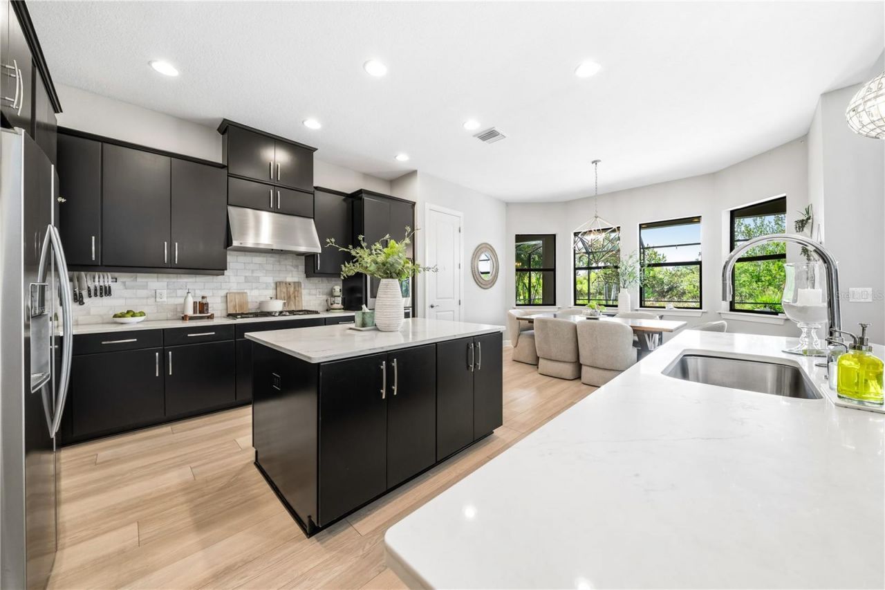 5301 Greenbrook Drive, Sarasota, FL 34238 Photo