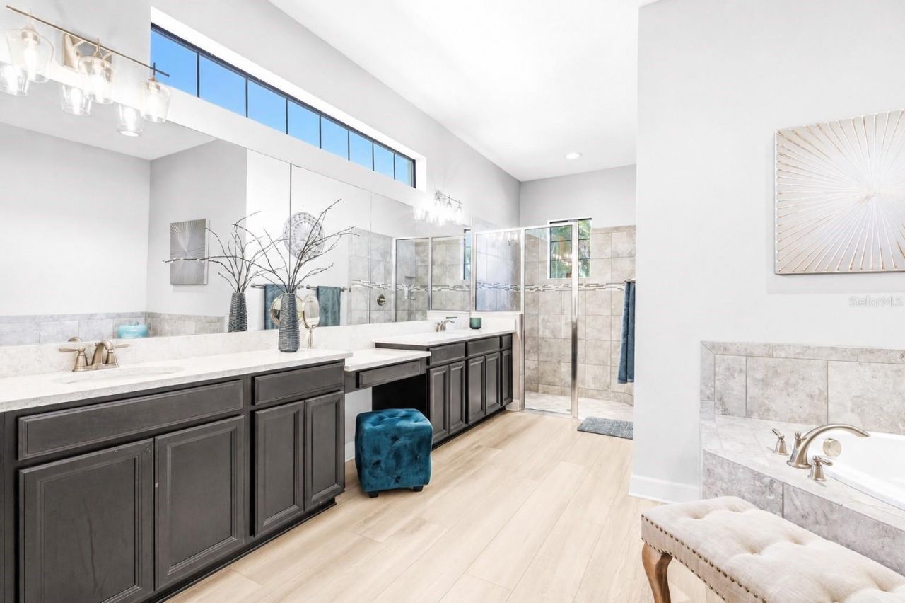 5301 Greenbrook Drive, Sarasota, FL 34238 Photo