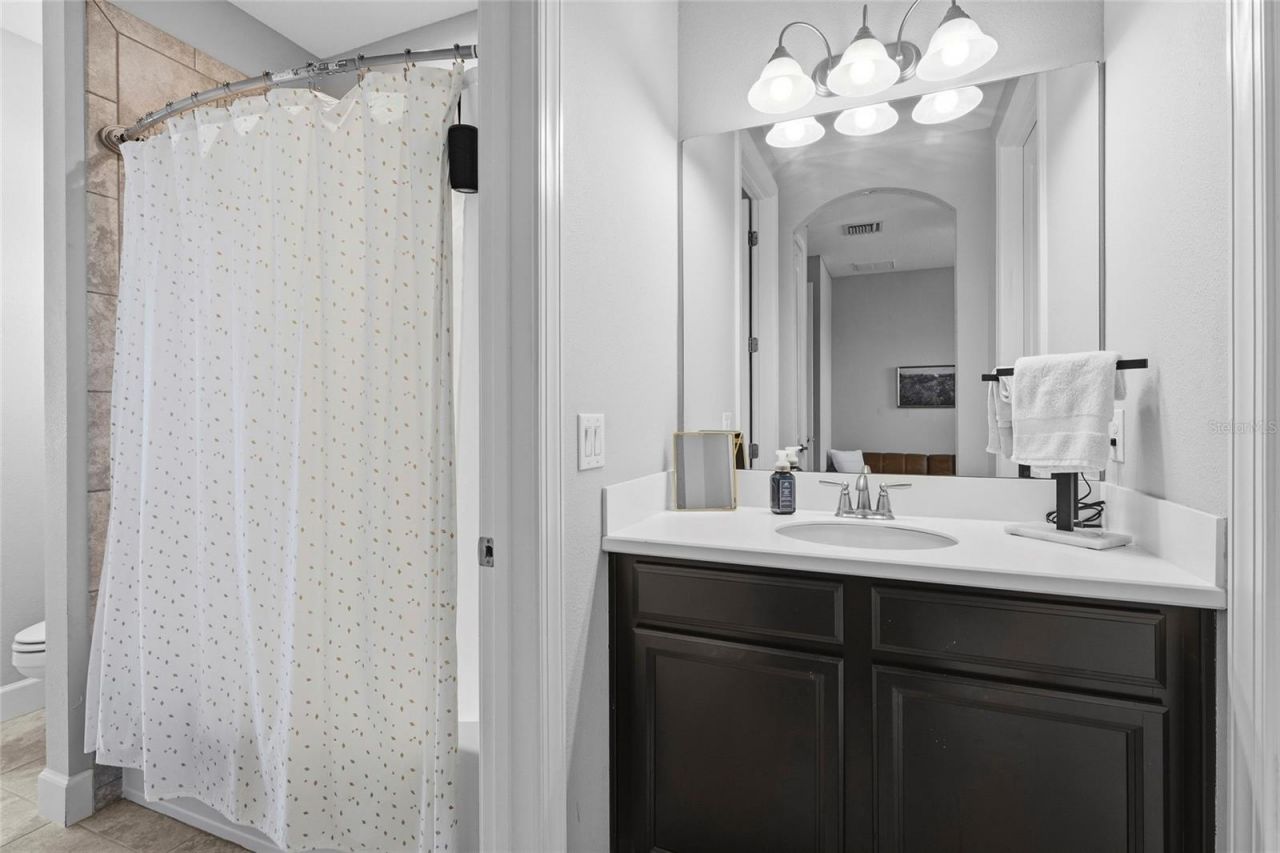 5301 Greenbrook Drive, Sarasota, FL 34238 Photo