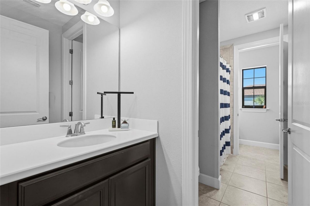 5301 Greenbrook Drive, Sarasota, FL 34238 Photo