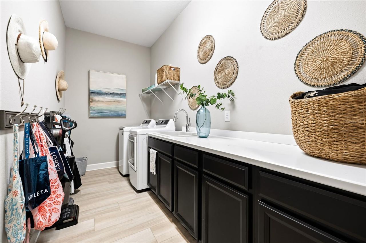 5301 Greenbrook Drive, Sarasota, FL 34238 Photo
