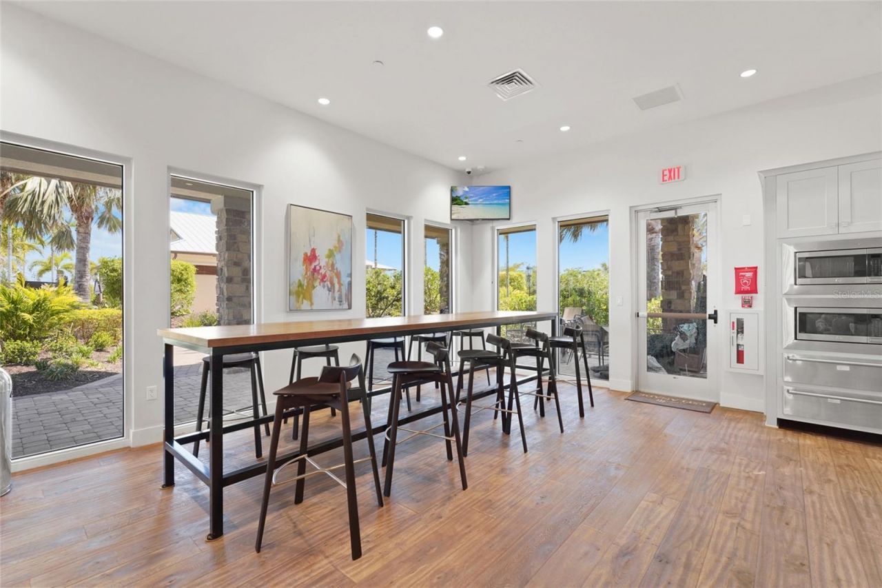5301 Greenbrook Drive, Sarasota, FL 34238 Photo