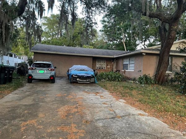 2423 LOCKE AVENUE , ORLANDO, FL 32818