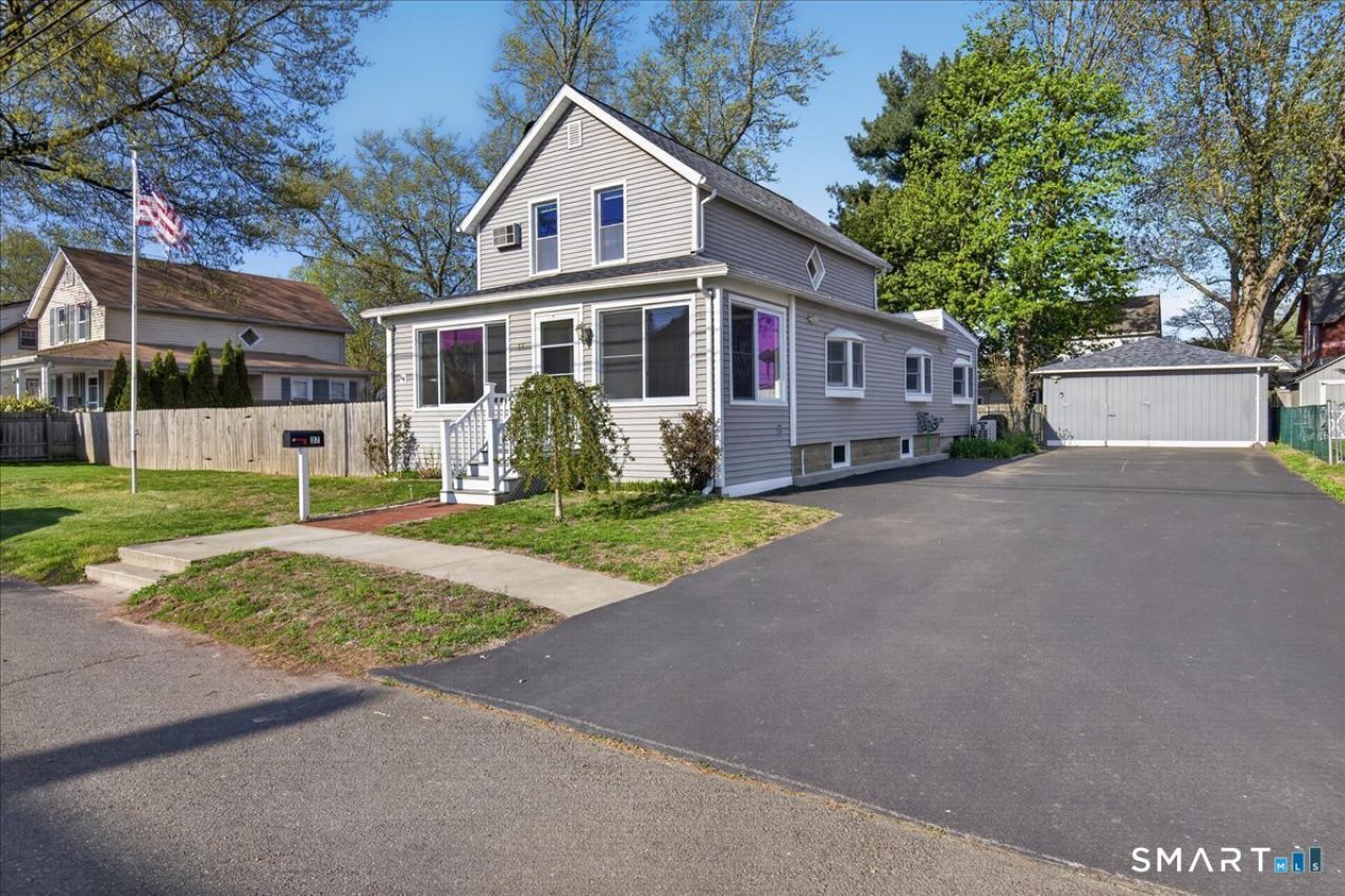 37 Camden, Milford, CT 06461 Main Photo