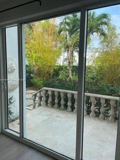 3921 N Meridian Ave, Unit 1A, Miami Beach, FL 33140 Photo