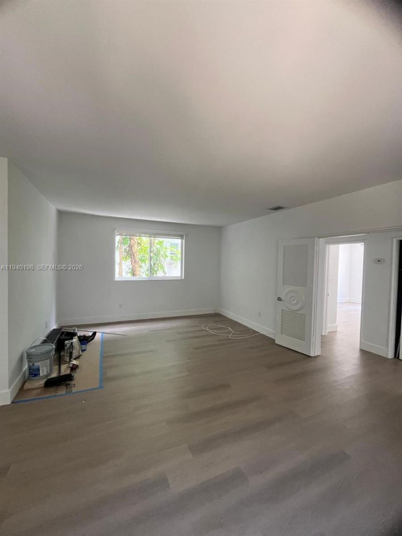 3921 N Meridian Ave, Unit 1A, Miami Beach, FL 33140 Photo