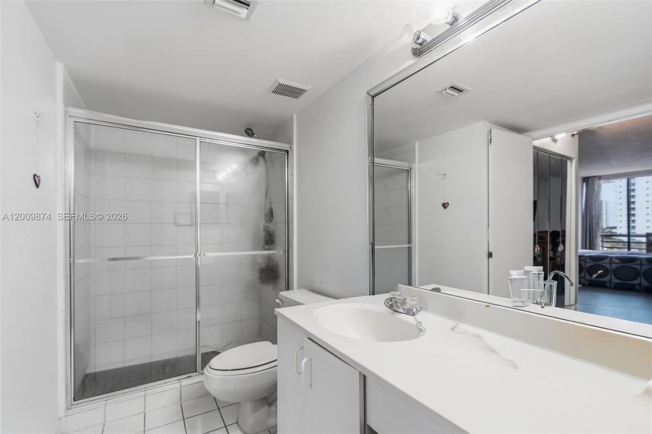 3300 NE 191st St , Unit 609, Aventura, FL 33180 Photo