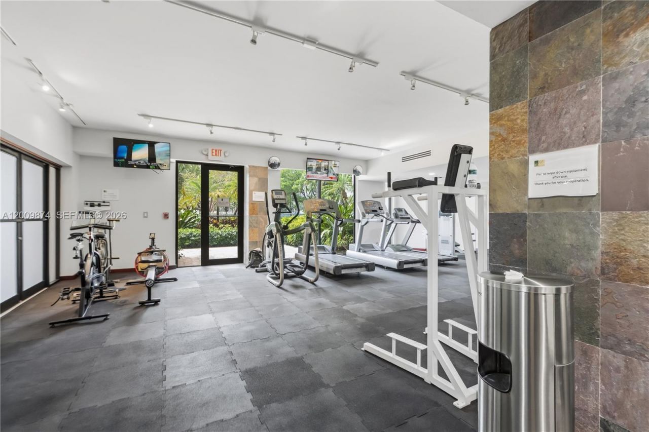3300 NE 191st St , Unit 609, Aventura, FL 33180 Photo