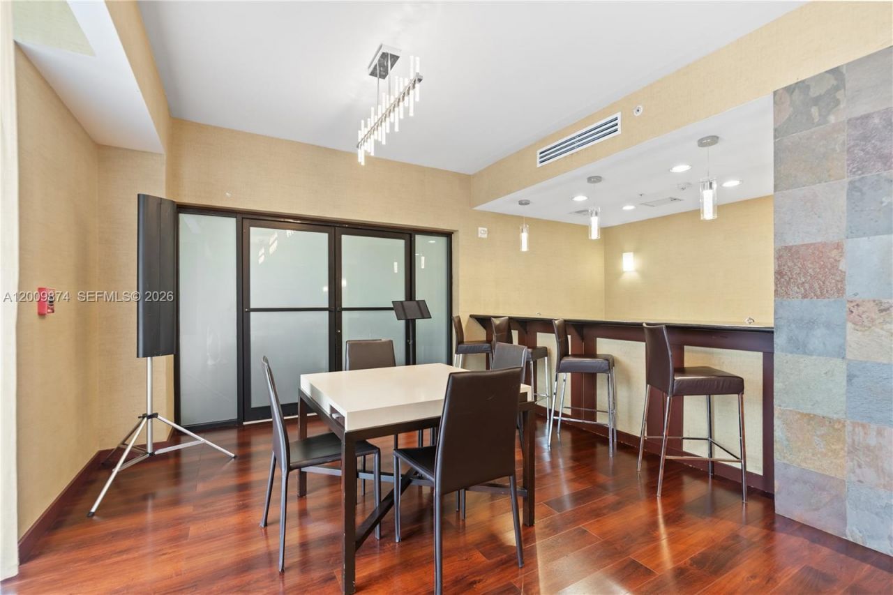 3300 NE 191st St , Unit 609, Aventura, FL 33180 Photo