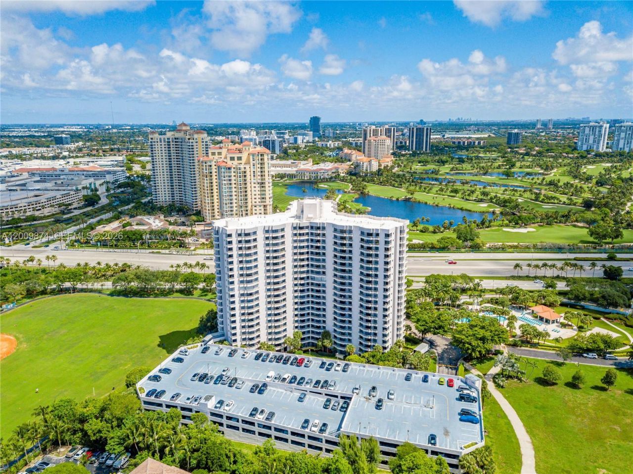 3300 NE 191st St , Unit 609, Aventura, FL 33180 Photo