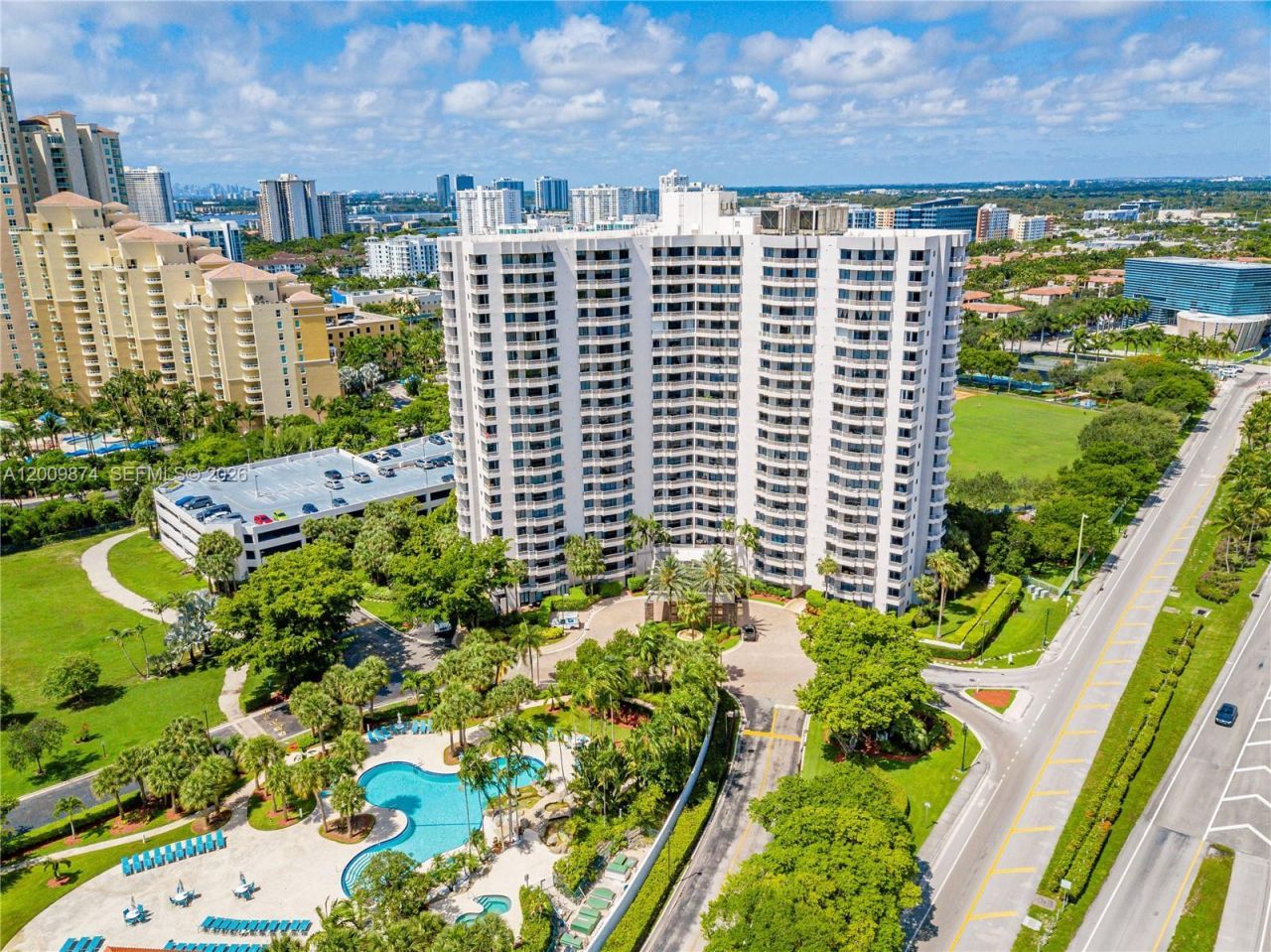 3300 NE 191st St , Unit 609, Aventura, FL 33180 Photo