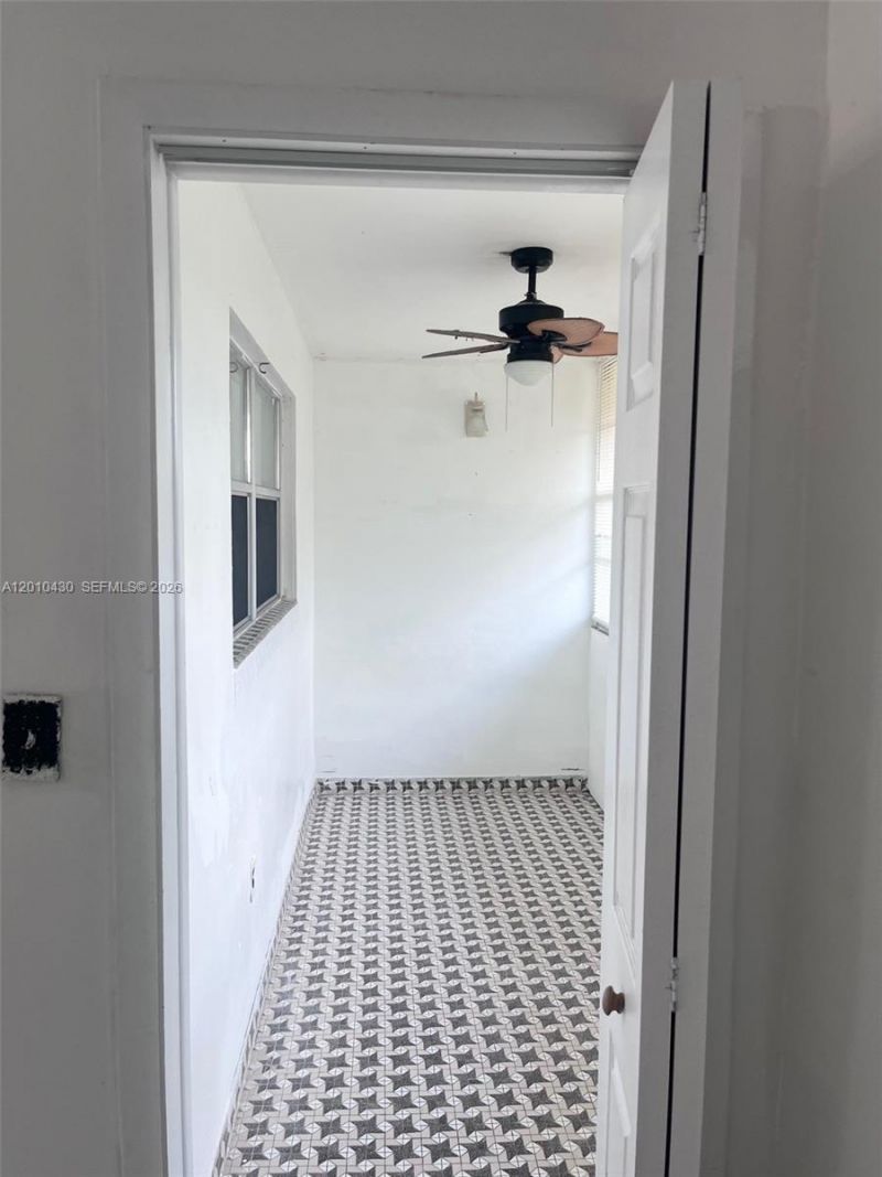 1540 NE 191st St, Unit 321, Miami, FL 33179 Photo