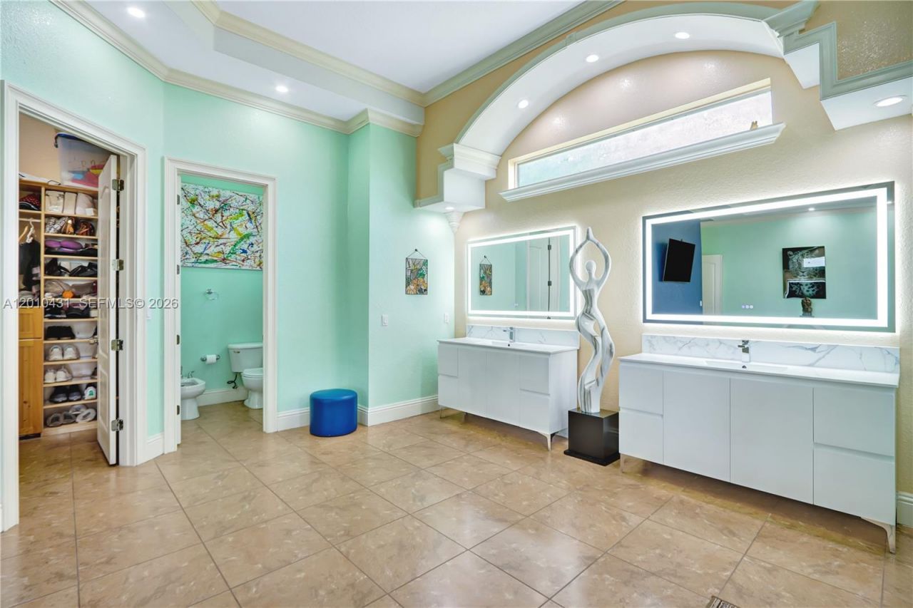 20455 SW 154th Ave , Miami, FL 33187 Photo
