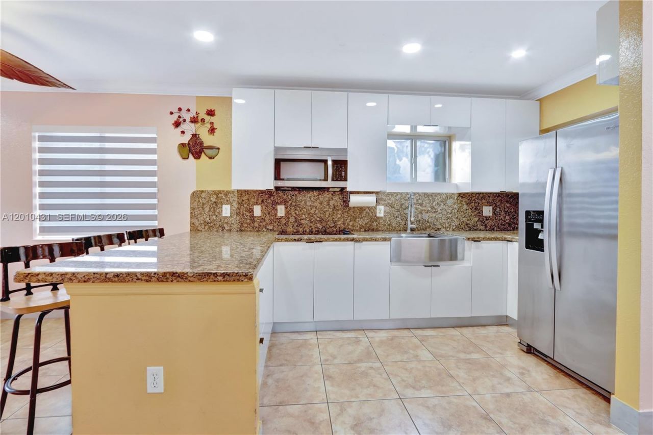 20455 SW 154th Ave , Miami, FL 33187 Photo