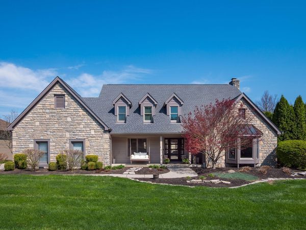 6208 Inverurie Drive E, Dublin, OH 43017