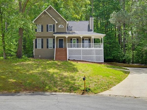 34 Bell Court , Douglasville, GA 30134