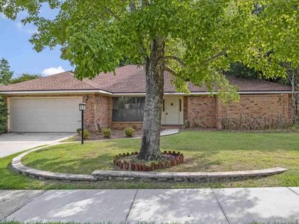 2251 Oxford Dr Pensacola, FL 32503