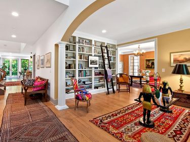 325 Nottingham Drive, Chapel Hill, NC 27517