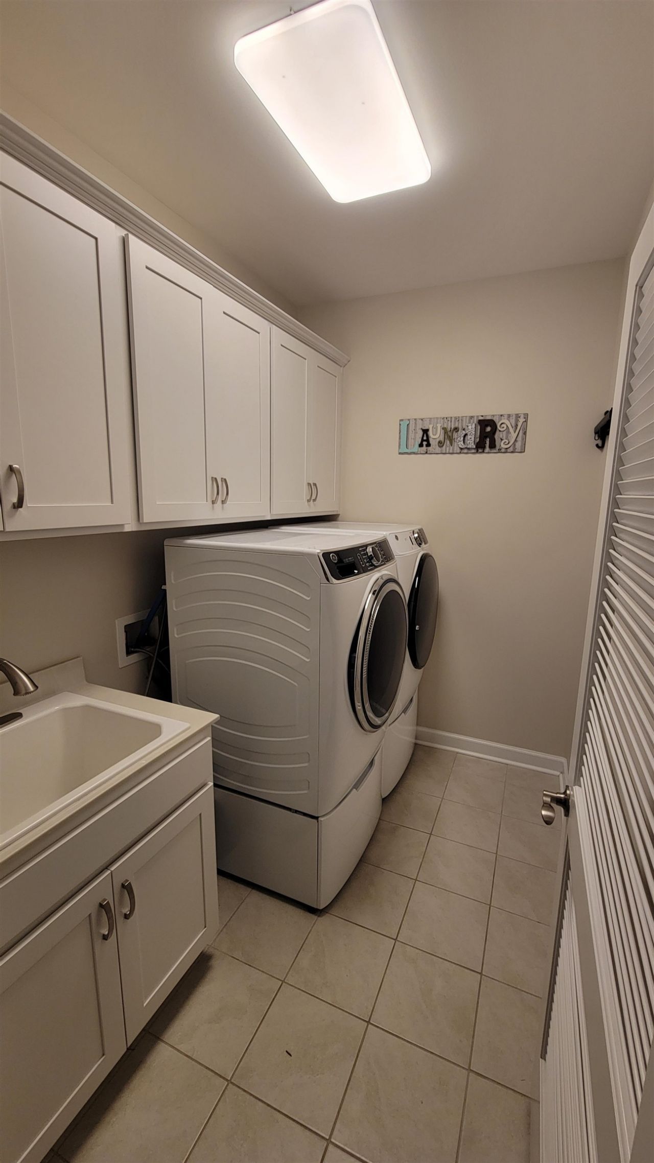 765 Ricegrass Pl. Photo 11