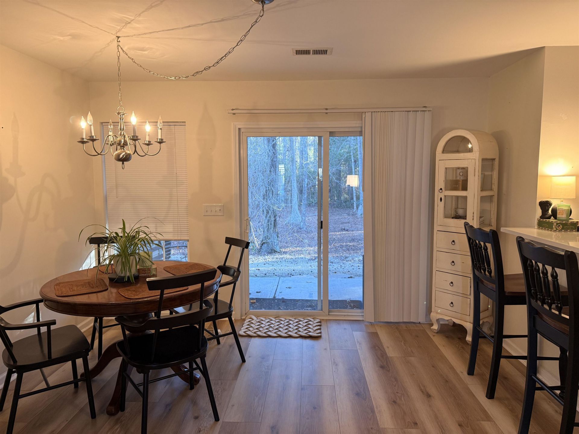 1104 Harvester Circle Photo 7