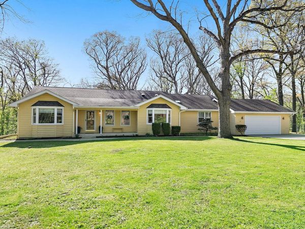 713 Council Hill Road , East Dundee, IL 60118