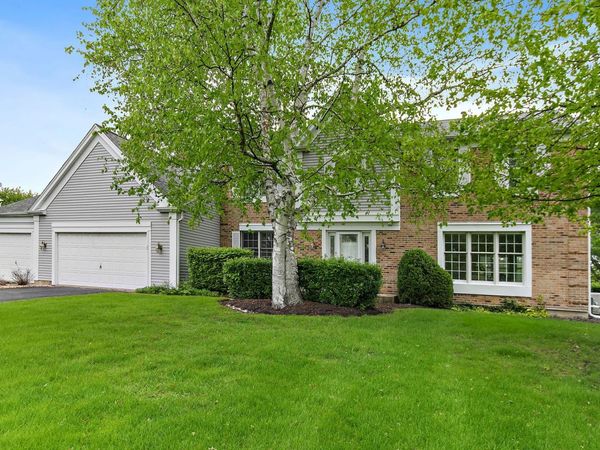 307 Churchill Court , Sleepy Hollow, IL 60118