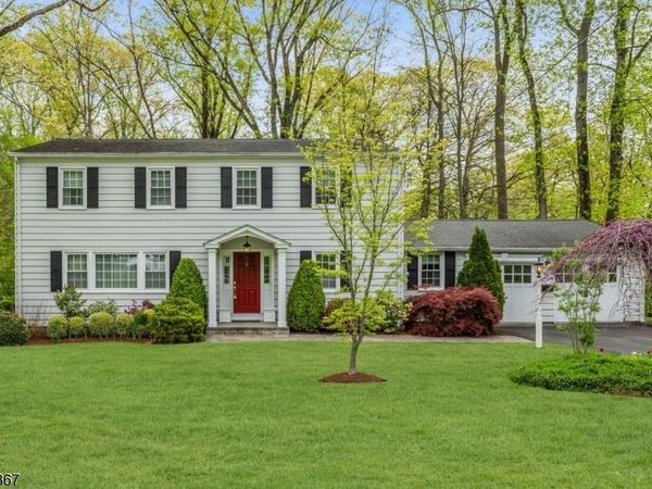 78 Ambar Pl, Bernardsville, NJ 07924