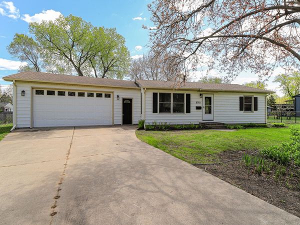 8701 Elliot Avenue S, Bloomington, MN 55420