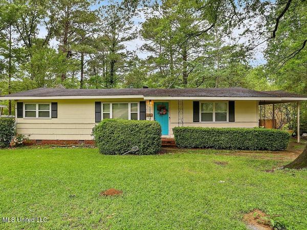 4263 Forest Park Drive, Jackson, MS 39211