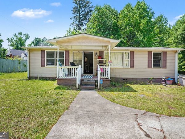 137 Taylor Road, Jackson, GA 30233