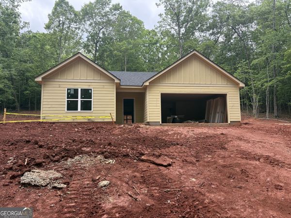 299 Shore Crest Drive, Martin, GA 30577