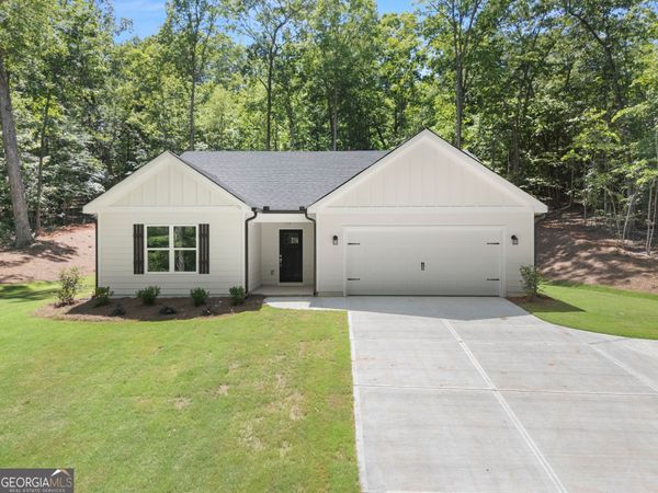 299 Shore Crest Drive, Martin, GA 30577