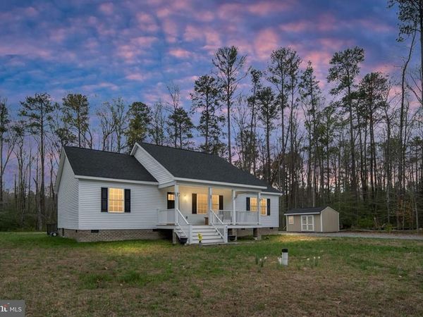 300 River Oaks Road, CENTER CROSS, VA 22437