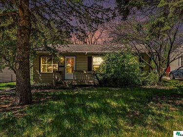 6518 N 46 Avenue , Omaha, NE 68152