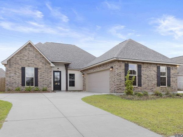6524 Nesting Dr, Gonzales, LA 70737