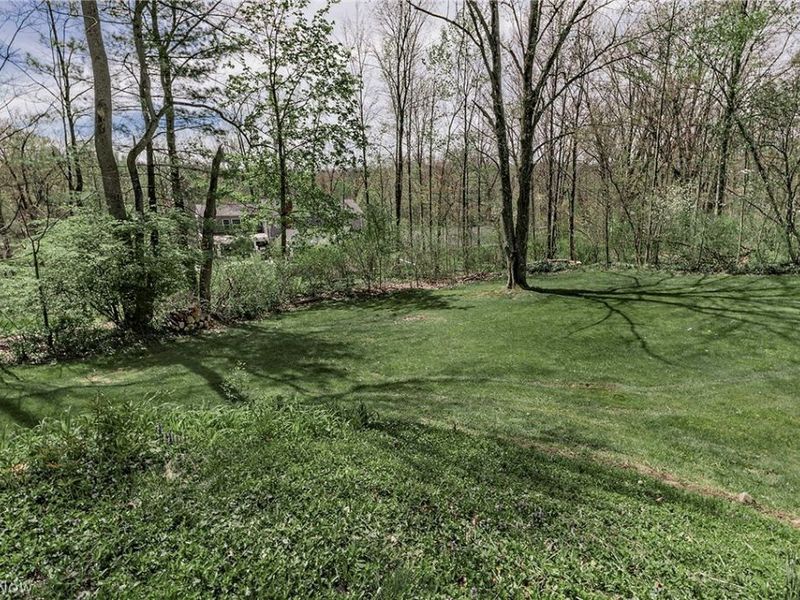 20 Kenton Road , Chagrin Falls, OH 44022 Photo 32