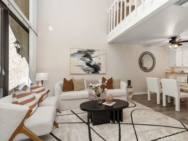 204 Pineview, Irvine, CA 92620