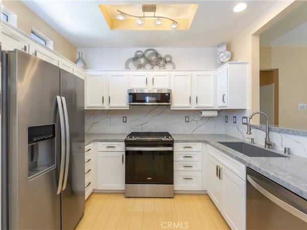 112 Santa Barbara Court, Lake Forest, CA 92610