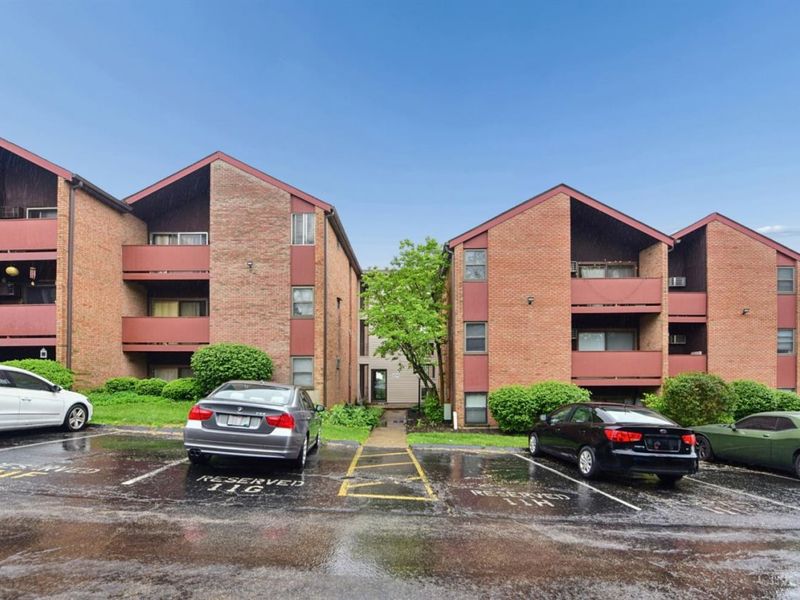 4808 Chalet Drive, Unit 1106, Saint Bernard, OH 45217 Photo 1