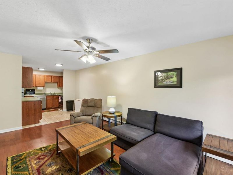 4808 Chalet Drive, Unit 1106, Saint Bernard, OH 45217 Photo 7