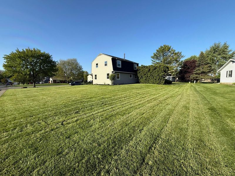 985 Amboise Drive, Marion, OH 43302 Photo 4