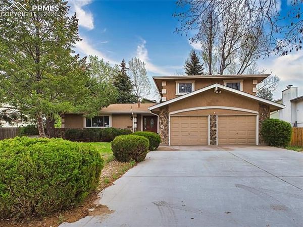 6417 Dewsbury Drive, Colorado Springs, CO 80918