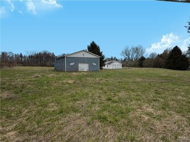 696 Russia Road, Poland, NY 13431